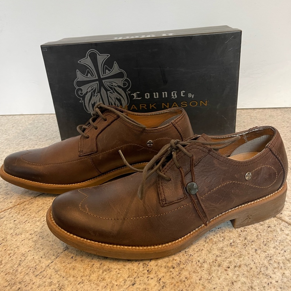 Mark Nason Valley Shoe size 8. Lace up stylish.